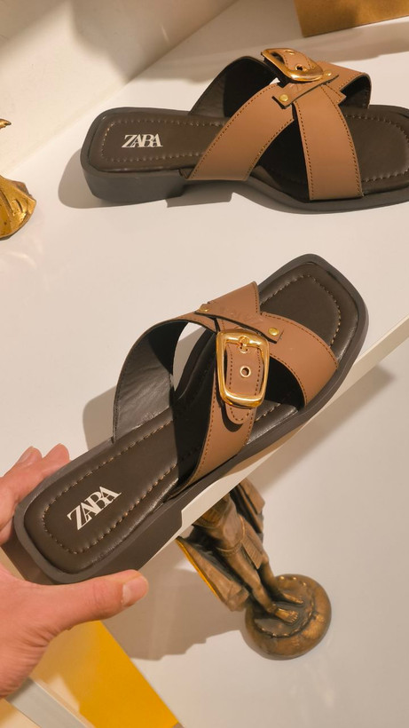 صندل برند زارا چرم درجه ۱ زنانه
