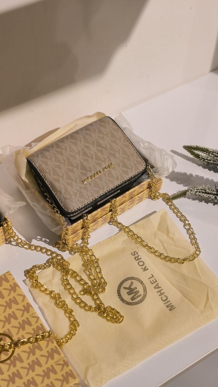 کیف مینی بگ و جاکارتی برند مایکل کورس چرم نسکافه ای زنانه فول پک مستر کوالیتی وارداتی کیوان